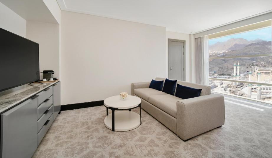 Address Jabal Omar Makkah Aparthotel Mecca Luaran gambar A living room at the hotel